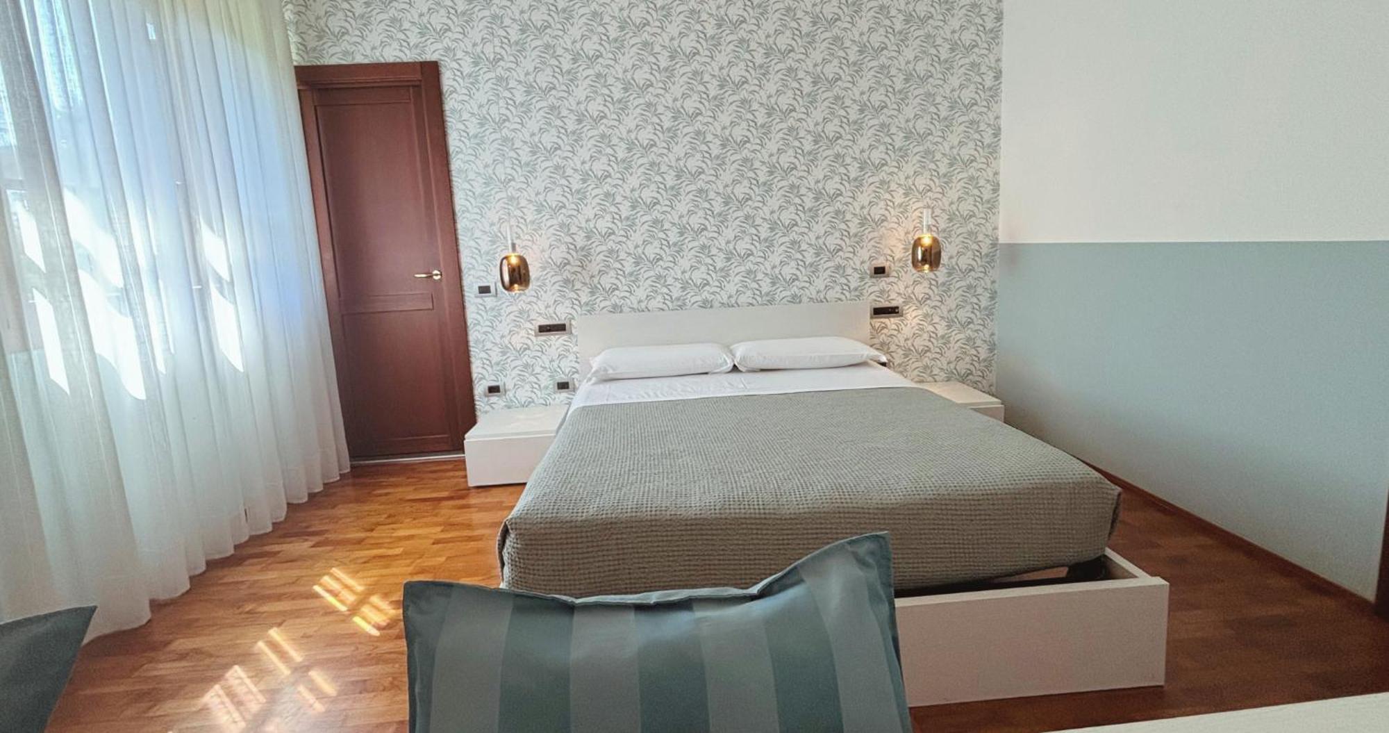 Bed and Breakfast Casa Ceruti Villa Guardia Exteriér fotografie